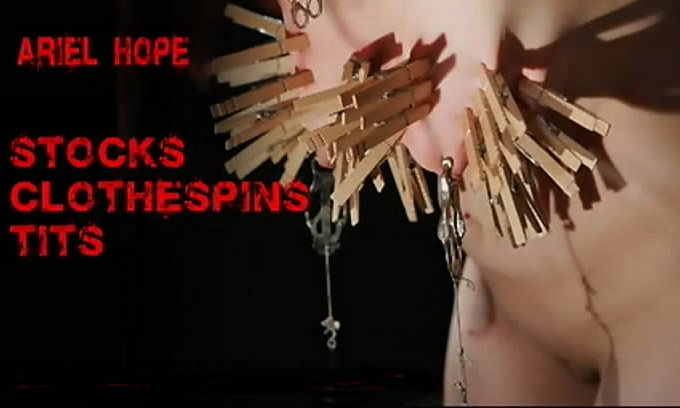 Ariel - Stocks Clothespins Tits
