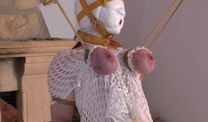 乳奴塔尼娅的漫长而艰苦的教训